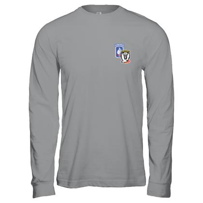 army regulation for long sleeve pt shirt